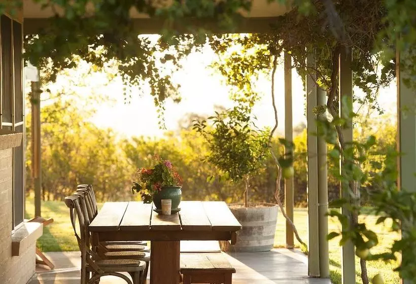 Majatalo Rosby Guesthouse