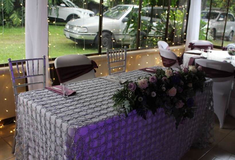 Colinas Del Miravalles