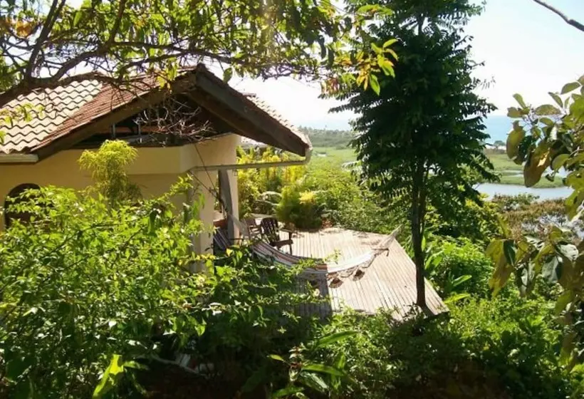 Hotelli Lagunavista Villas