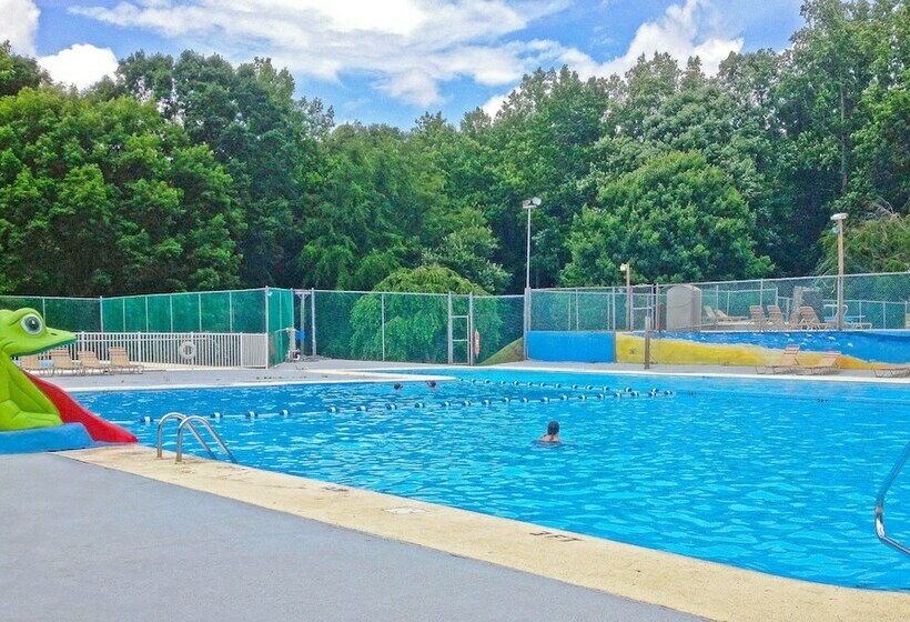 Lake Myers Rv & Camping Resort