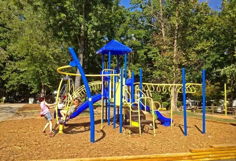 Lake Myers Rv & Camping Resort