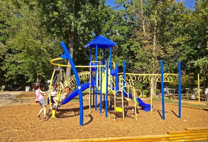 Lake Myers Rv & Camping Resort