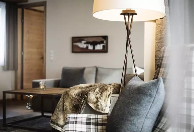 ホテル Galzig Lodge