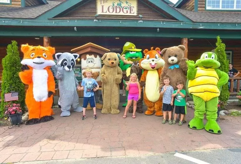 ホテル Lake George Escape