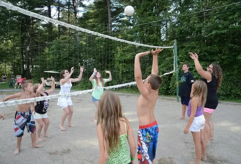 ホテル Lake George Escape