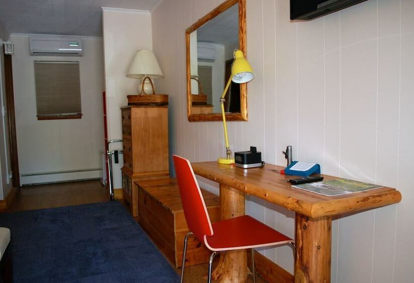 מוטל Gore Mountain Lodge