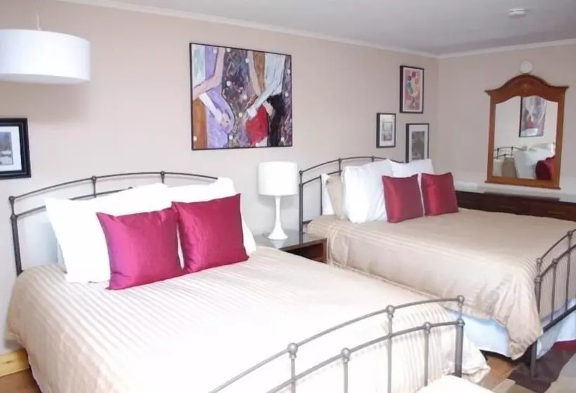 Motelli Gore Mountain Lodge