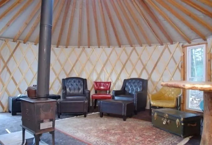 Motelli Gore Mountain Lodge