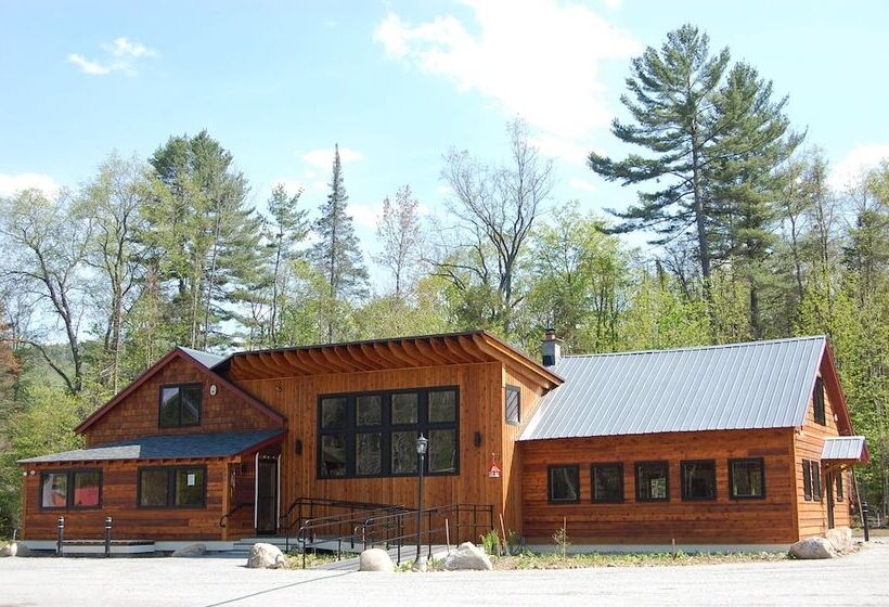 מוטל Gore Mountain Lodge