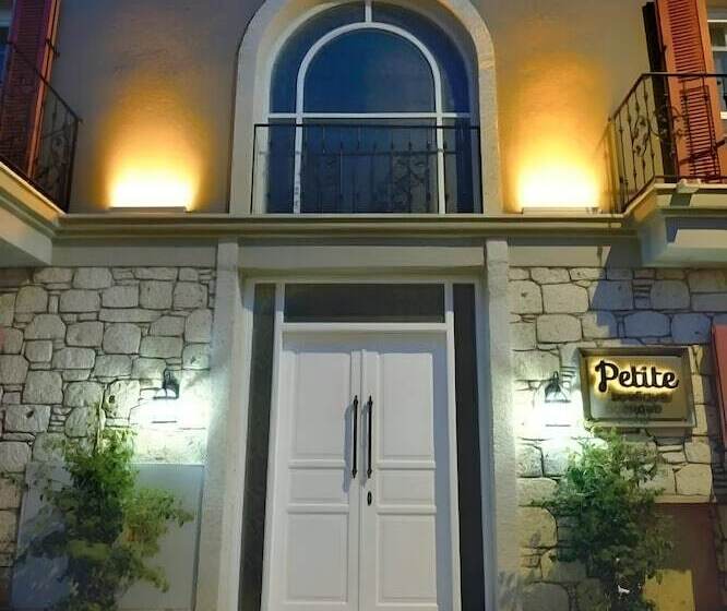 Petite Boutique Apart