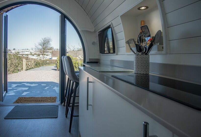 Bracken Burrows   1 Bed Pod   New Hedges