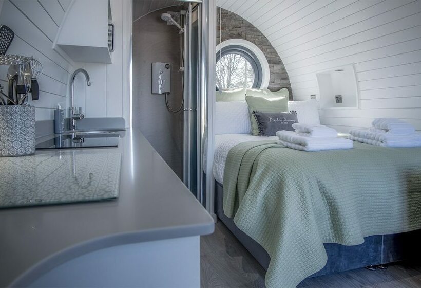 Bracken Burrows   1 Bed Pod   New Hedges