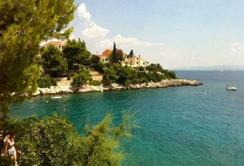 Majatalo Lavish Double Bed Room With Balcony And Sea View