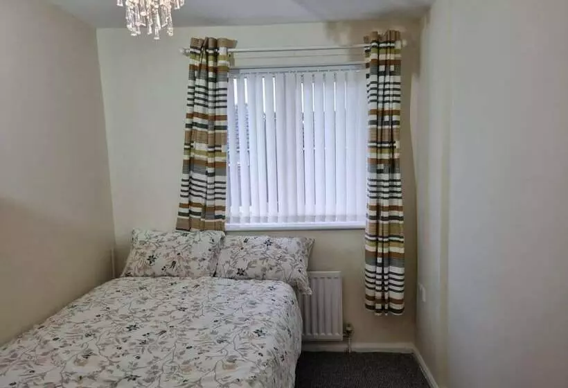 اقامتگاه Nice Residential Within Easy Reach To Town
