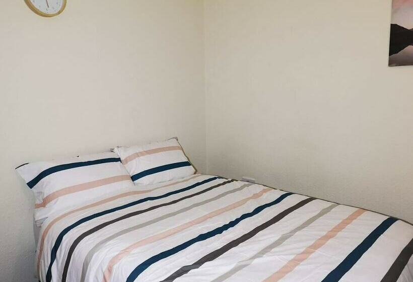 Rezydencja Nice Residential Within Easy Reach To Town