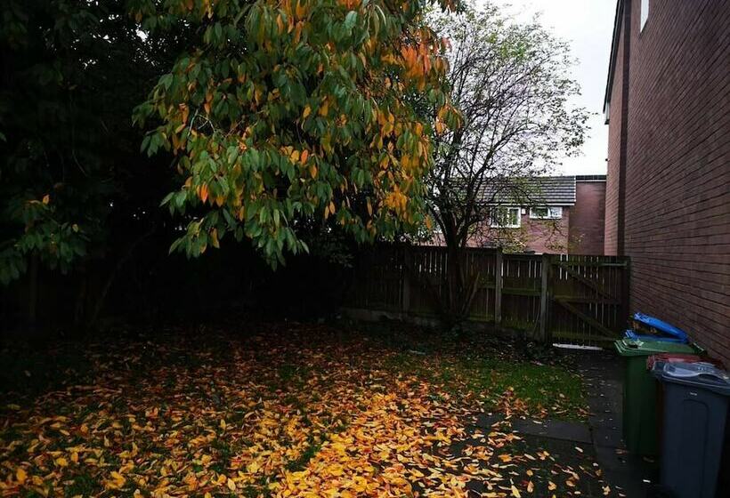 Rezydencja Nice Residential Within Easy Reach To Town