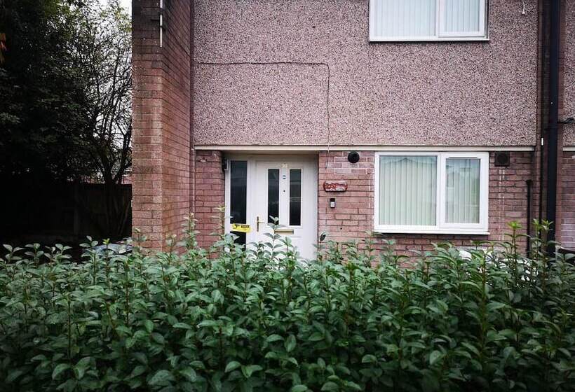 Rezydencja Nice Residential Within Easy Reach To Town