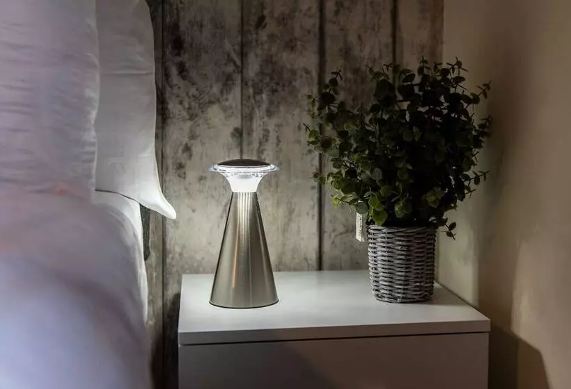 Majatalo Excellent 3 Bed House   Close To Airport