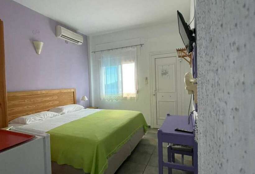 پانسیون Ikion