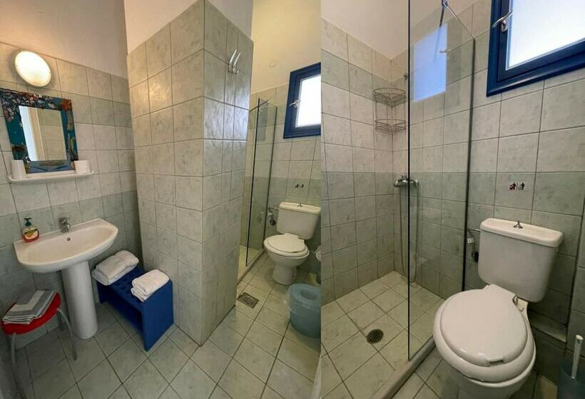 پانسیون Ikion