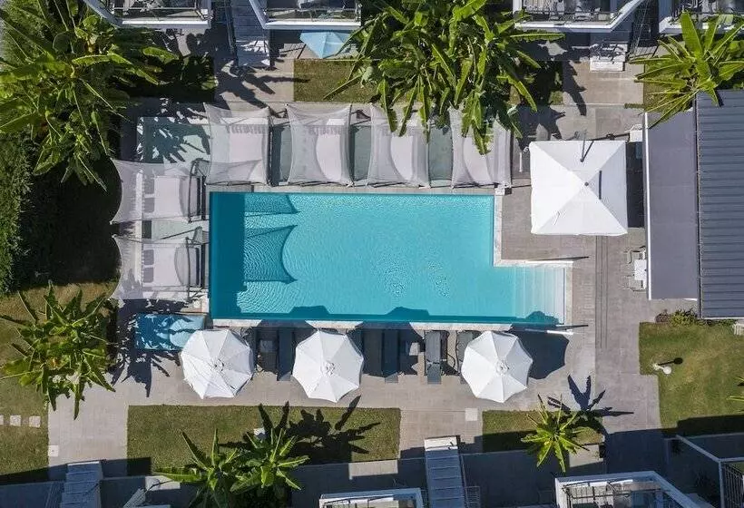 Adonis Luxury Village