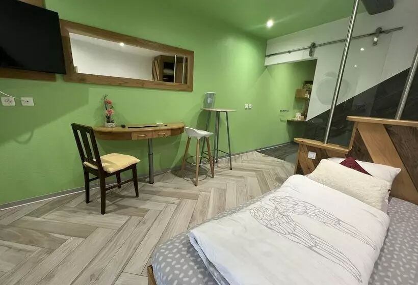 Aamiaismajoitus (B&B) Le Domaine Du Verger, Chambres D Hotes