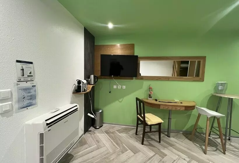 Aamiaismajoitus (B&B) Le Domaine Du Verger, Chambres D Hotes