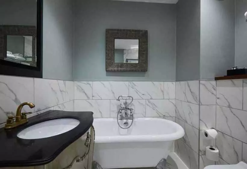 Hotelli Woughton House