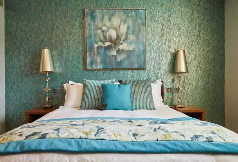 Hotelli Woughton House