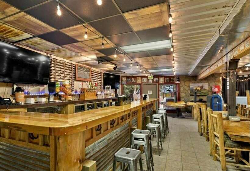 Southfork Lodge Cabin 1