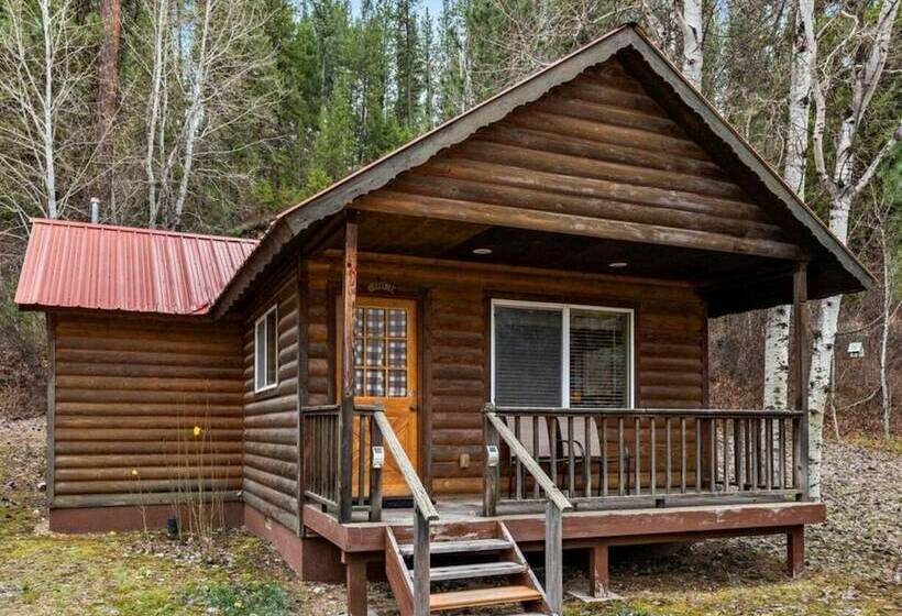Southfork Lodge Cabin 1