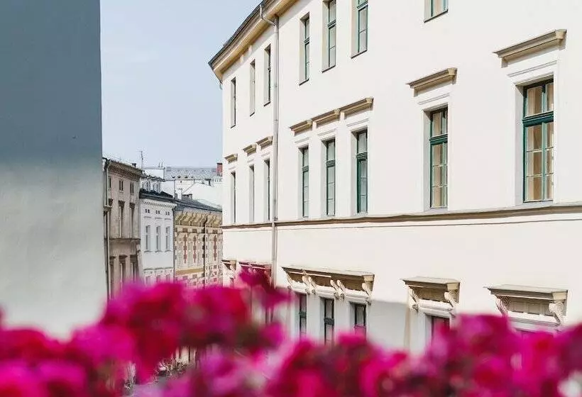 Bracka 15   Main Square Apartments