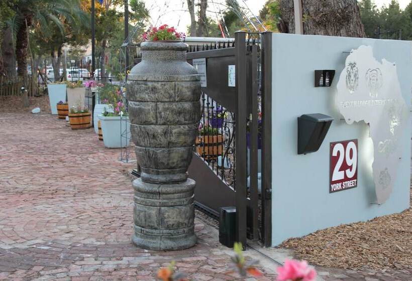 French Lodge International