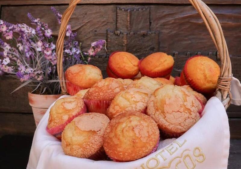 هتل Arcos Catedral