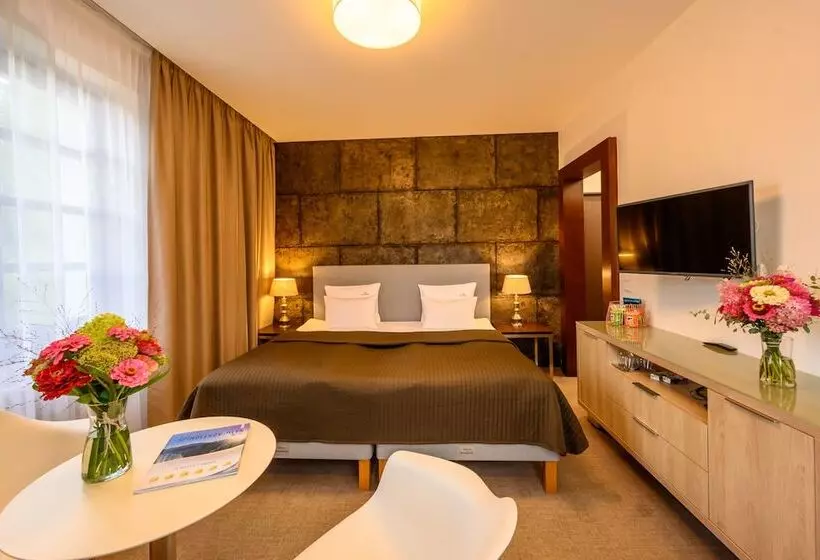 호텔 Bedriska Wellness Resort & Spa