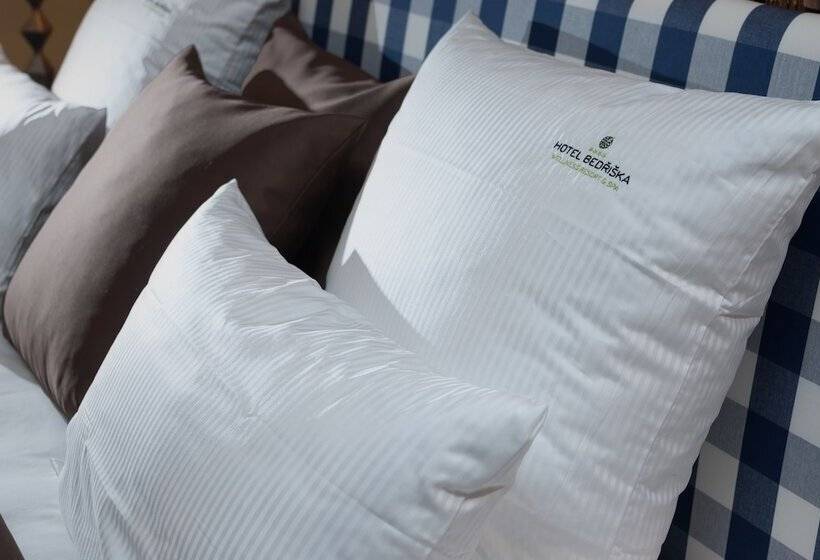 בית מלון כפרי Bedriska Wellness Resort & Spa