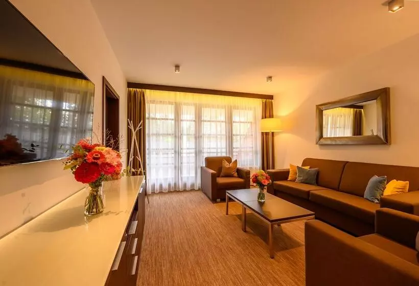 호텔 Bedriska Wellness Resort & Spa