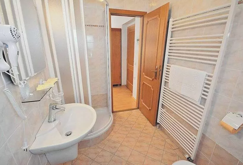 호텔 Bedriska Wellness Resort & Spa