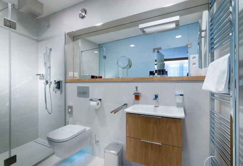 בית מלון כפרי Bedriska Wellness Resort & Spa