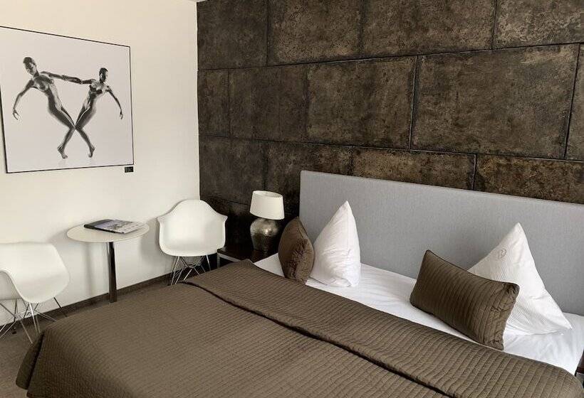 בית מלון כפרי Bedriska Wellness Resort & Spa