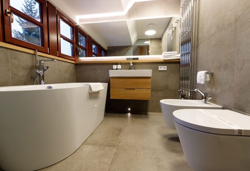 בית מלון כפרי Bedriska Wellness Resort & Spa