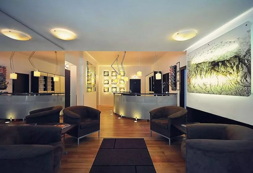 호텔 Bedriska Wellness Resort & Spa