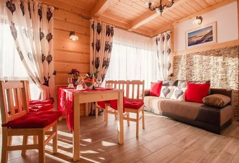 Hotelli Chata Pod Jemiołą