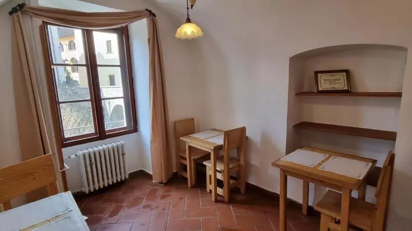 ホテル Garni Myší Díra