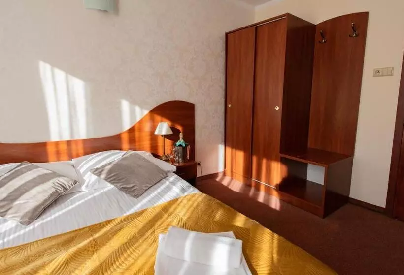 ホテル Grand Felix