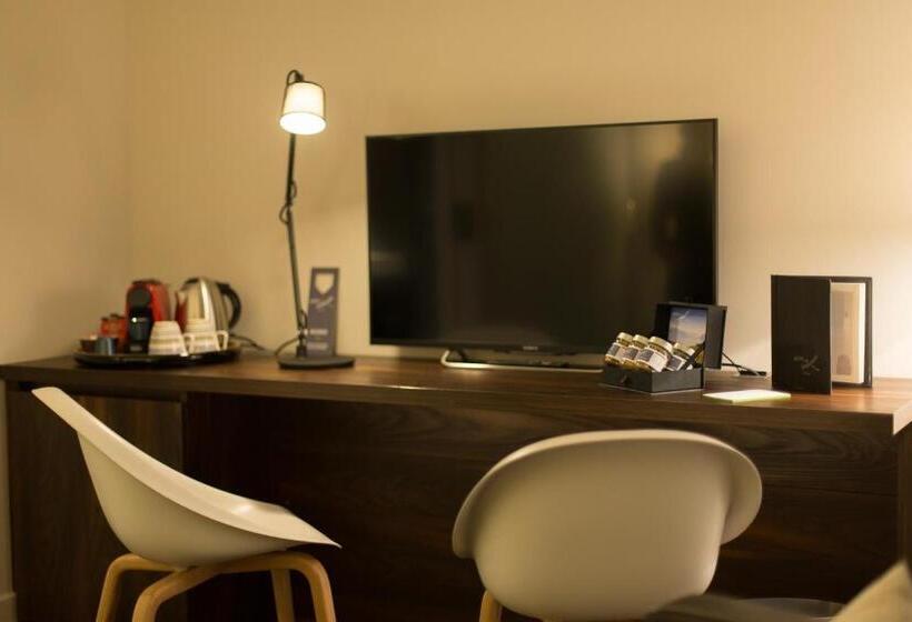 هتل Hôtel Des Voyageurs Boutique