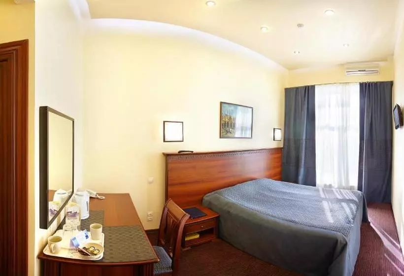 Hotelli Nautilus Inn