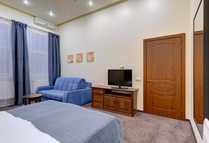 Hotelli Nautilus Inn