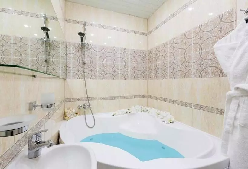 Hotelli Nautilus Inn