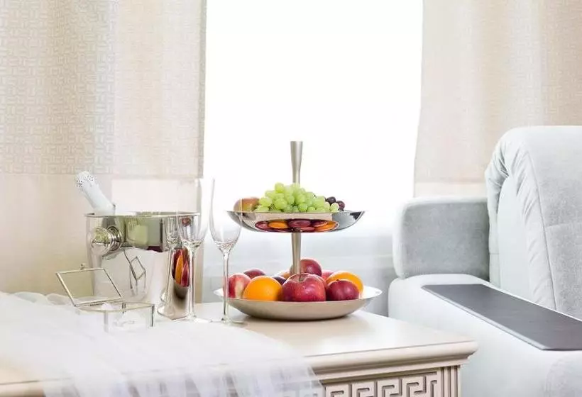 Hotelli Nautilus Inn